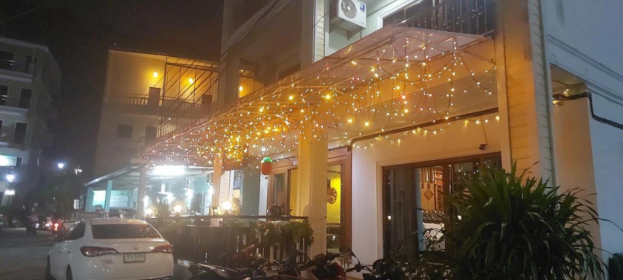 Ainny Residence Patong Esterno foto