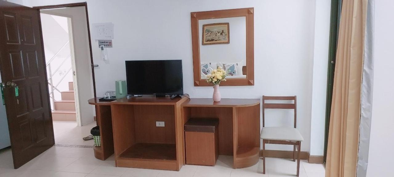 Ainny Residence Patong Esterno foto